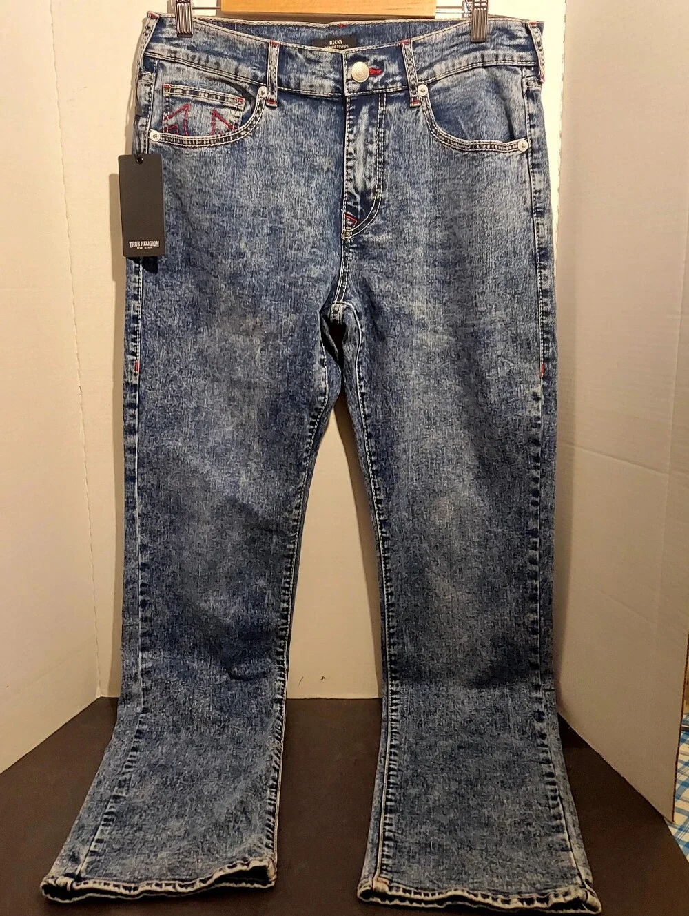 True Religion Ricky Big T Relaxed Straight Jeans 33x33 No Pocket Flap Acid Wash